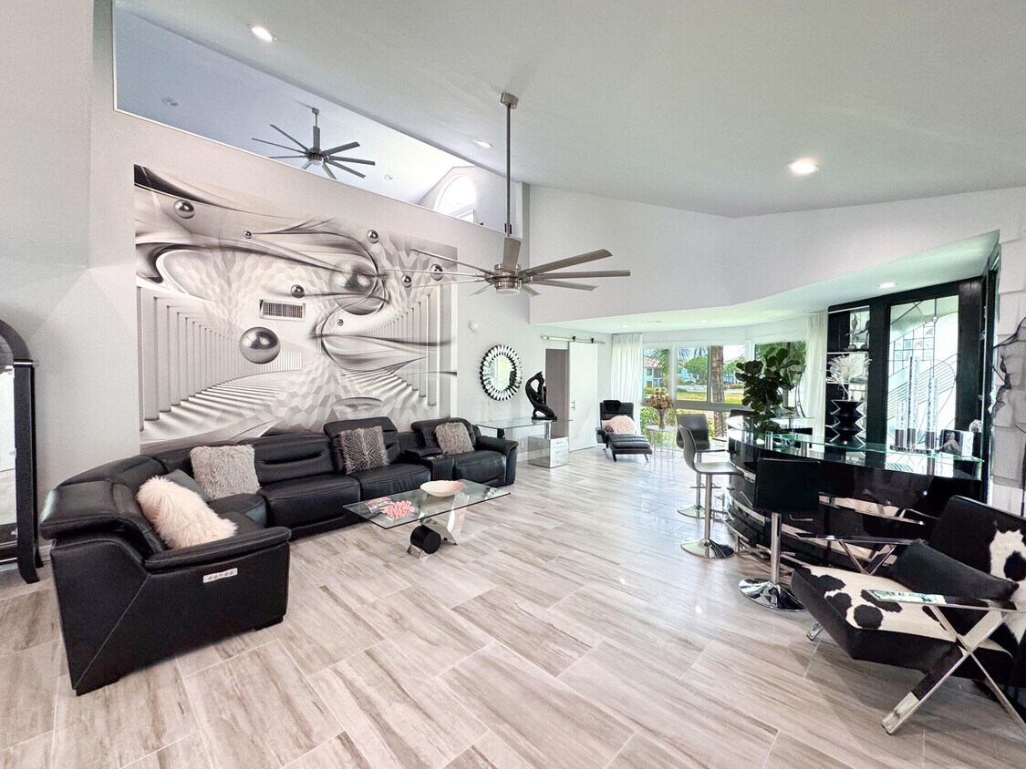 Foto principal - 7326 Clunie Pl