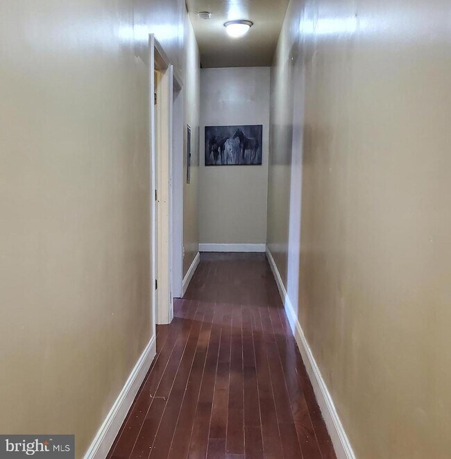 Foto del edificio - 223 N 13th St
