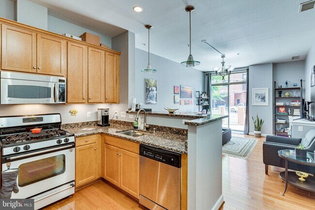 Foto del edificio - 1000 N Randolph St