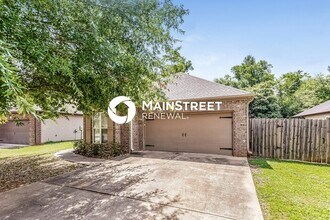 Building Photo - 12945 Woodland Park Cir