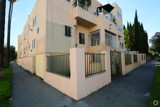 Building Photo - 6100 Afton Pl