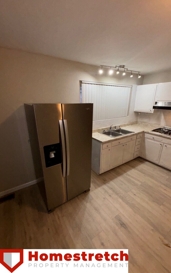 Foto del edificio - 2730 Knollwood Ln