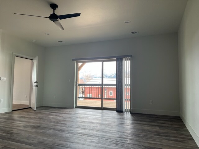 Foto del edificio - 301 N 1st St