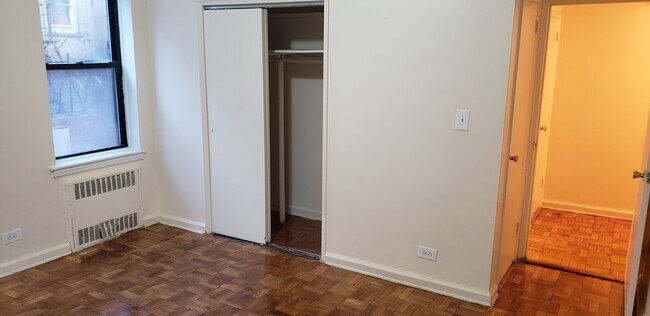 Foto del edificio - 359 Ovington Ave