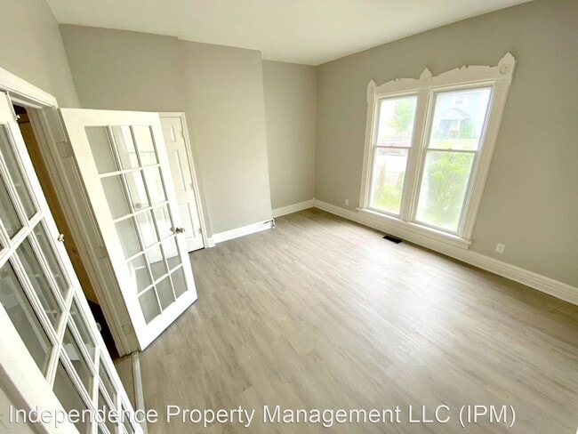 Building Photo - 4 br, 2 bath House - 61 S Torrence St.