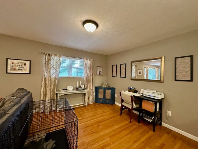 Building Photo - 4826 Hunter Trail