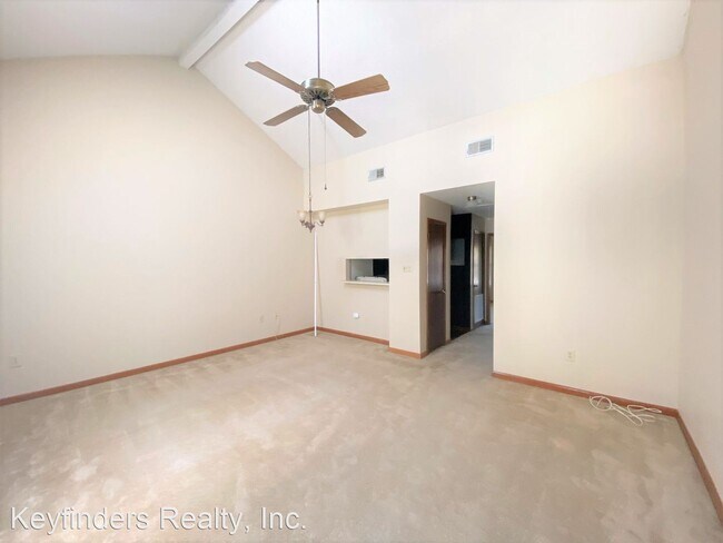 Foto del edificio - 1 br, 1 bath House - 5223 Buttercreek Lane #6
