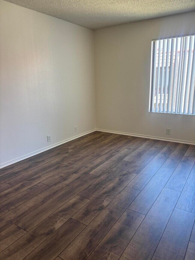 Foto del edificio - 44260 Monroe St