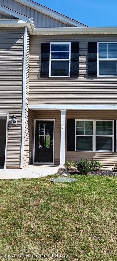 Primary Photo - 3 br, 2.5 bath House - 784 Morelock Rd
