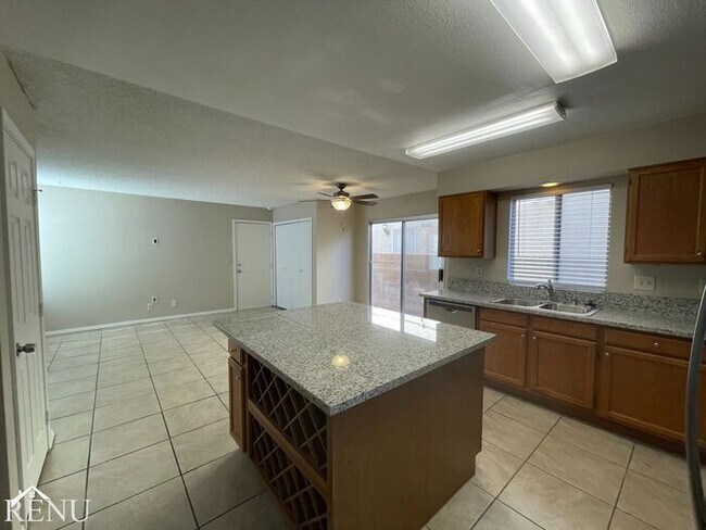Building Photo - 6409 Morley Ave