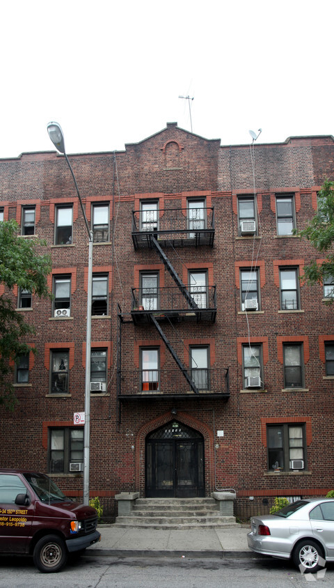 Foto del edificio - 90-15 138th St