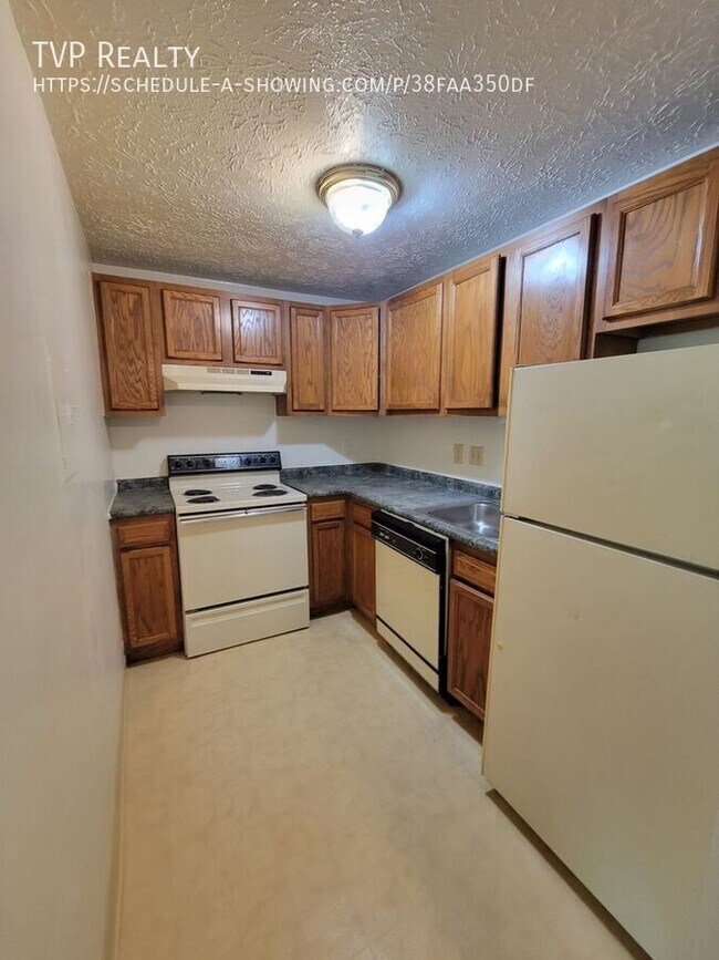 Foto del edificio - 1454 W River Rd N