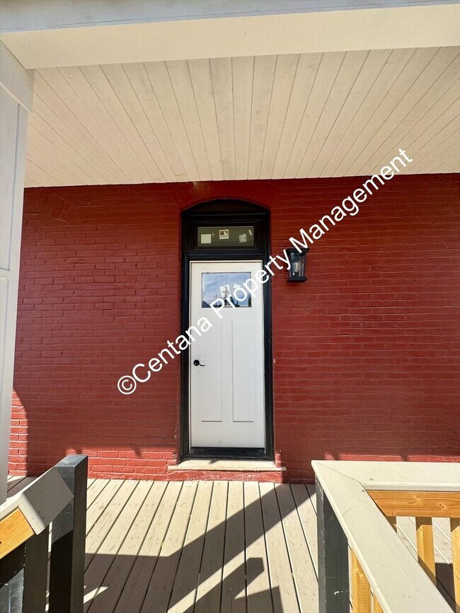 Foto del edificio - 614 N Alaska St