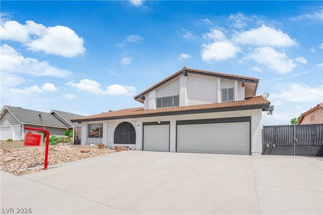 Building Photo - 6320 Peppermill Dr