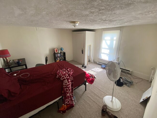 Foto del edificio - 206 Giles Rd