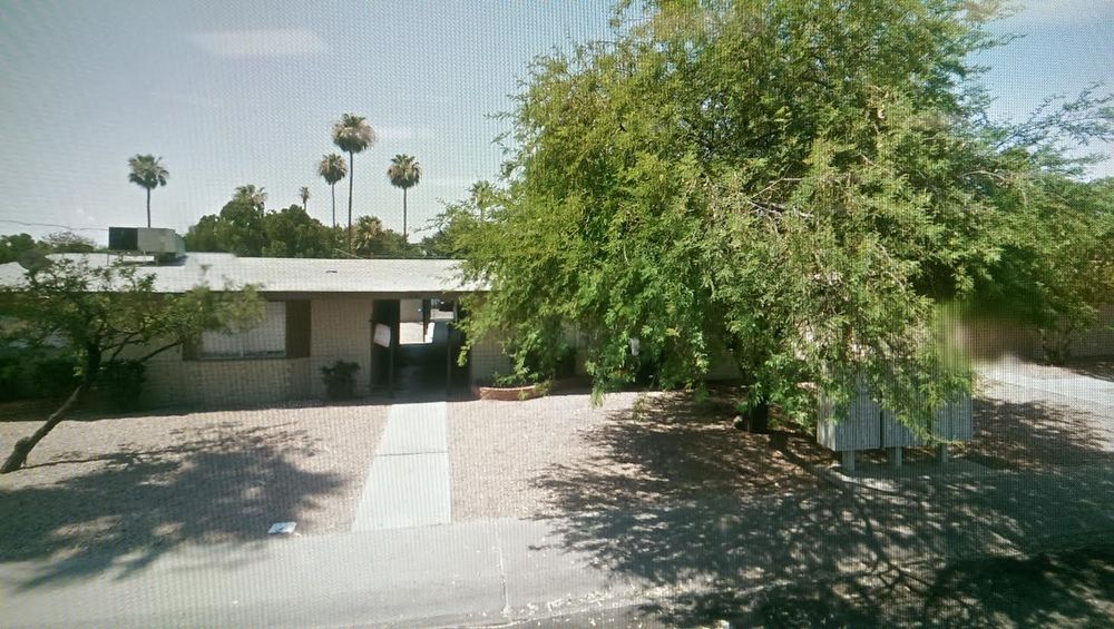 Primary Photo - 6701 E Cheery Lynn Rd