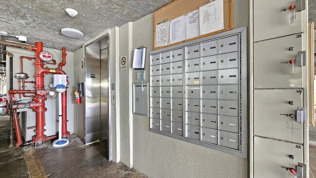 Foto del edificio - 949 Prospect St