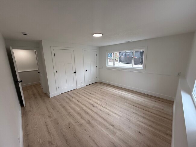 Foto del edificio - 16335 Comstock St