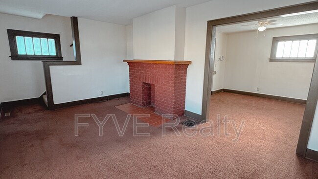 Foto del edificio - 1399 Myrtle Ave