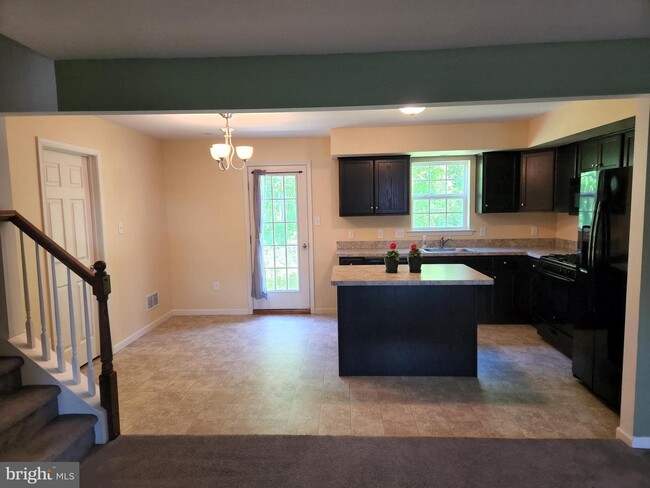 Building Photo - 39 E Abby Ln
