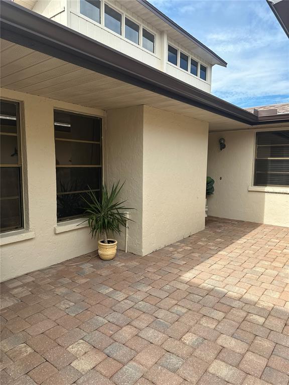 Building Photo - 4644 La Jolla Dr