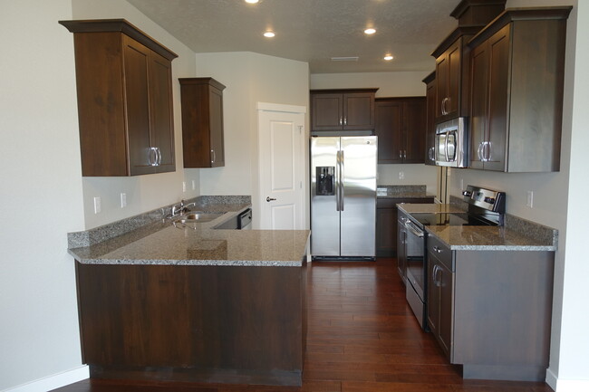 Building Photo - New Home in SouthCreek Subdivision