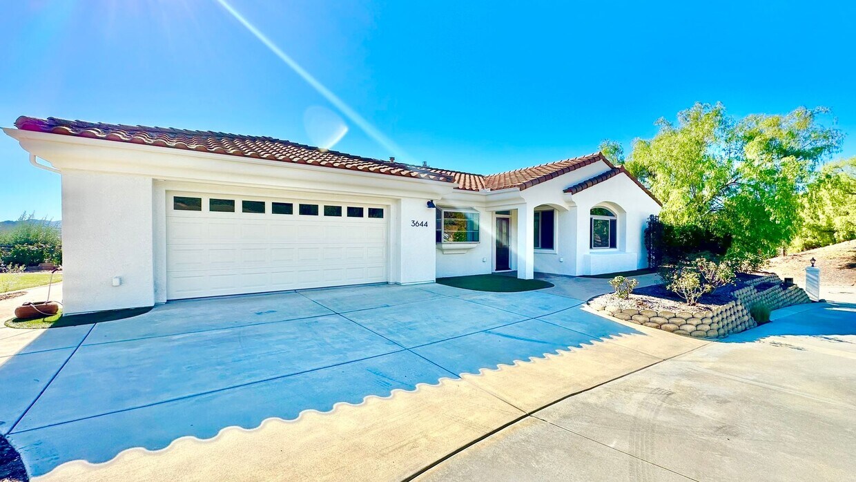 Primary Photo - Stunning Custom Built Detached Guest Home ...