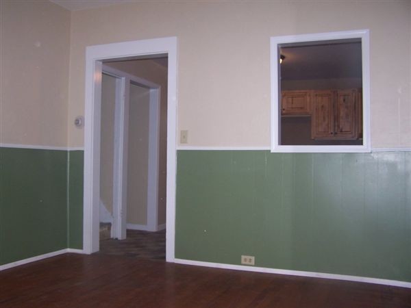 Building Photo - 230 Burr Oak St NE