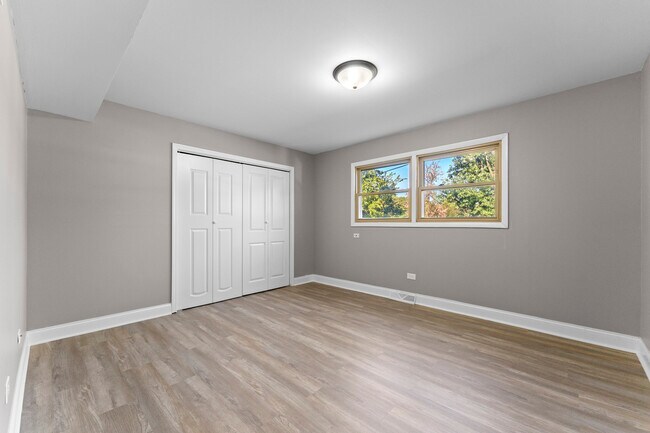 Foto del edificio - 760 E North Broadway St