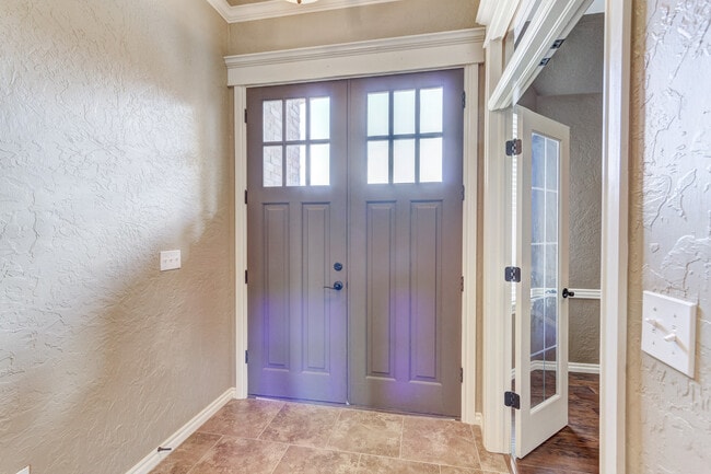 Foto del edificio - 1101 Ryan Rd