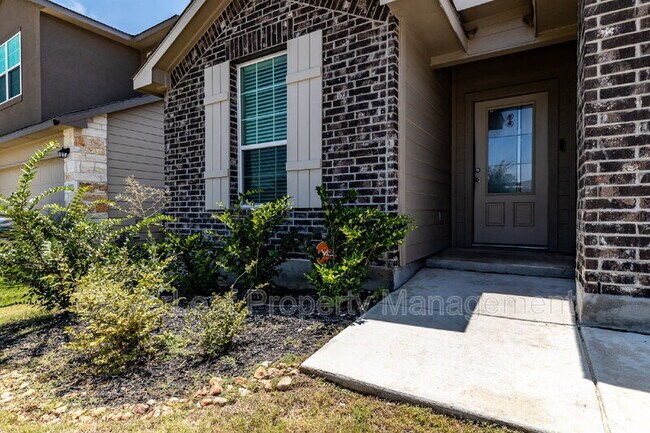 Building Photo - 6819 Whisper Grv