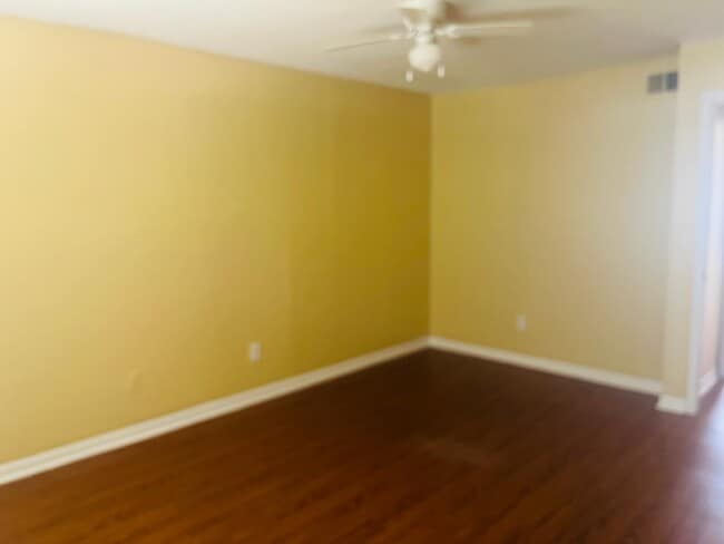 Foto del edificio - 6701 Dickens Ferry Rd