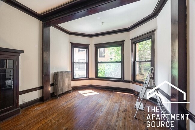 Photo - 2426 N Sawyer Ave Apartment
