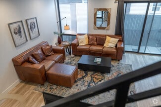 Building Photo - 2595 S 700 E