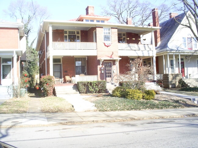 Building Photo - 153 Holbrook Ave