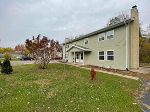 Building Photo - 2310-2310 Abbott Ct