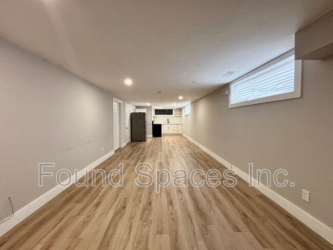 Building Photo - 95 Cardinal Dr