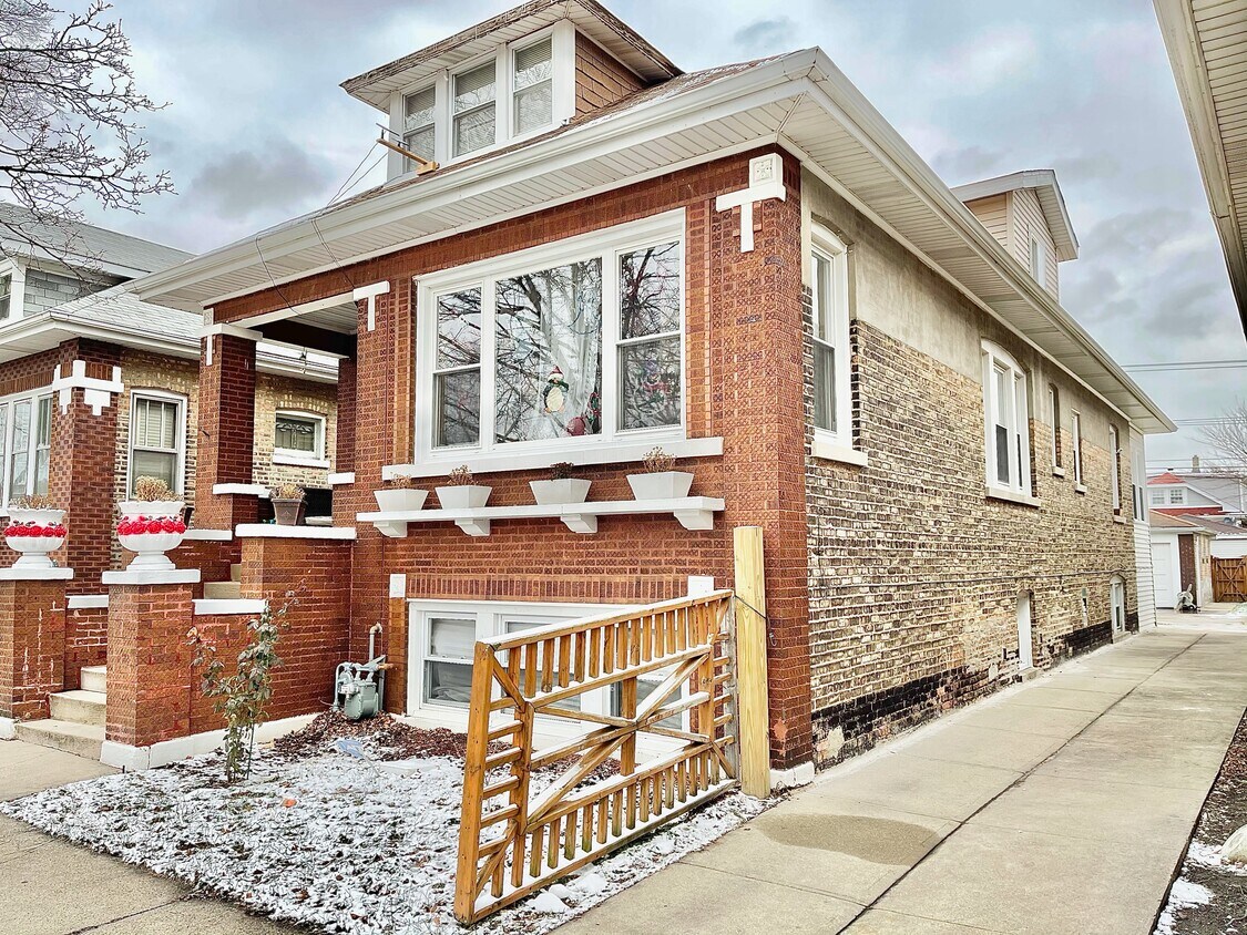 Primary Photo - 1507 S 61st Ct