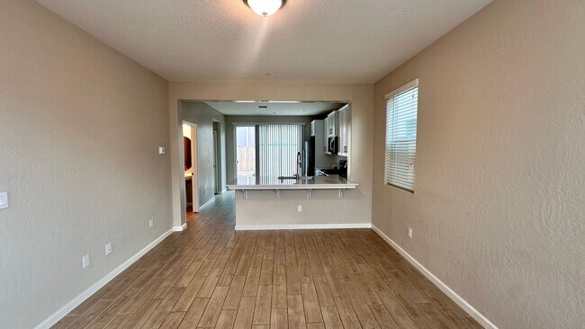 Building Photo - Must See! 3 bedroom, 2 bathroom located in...
