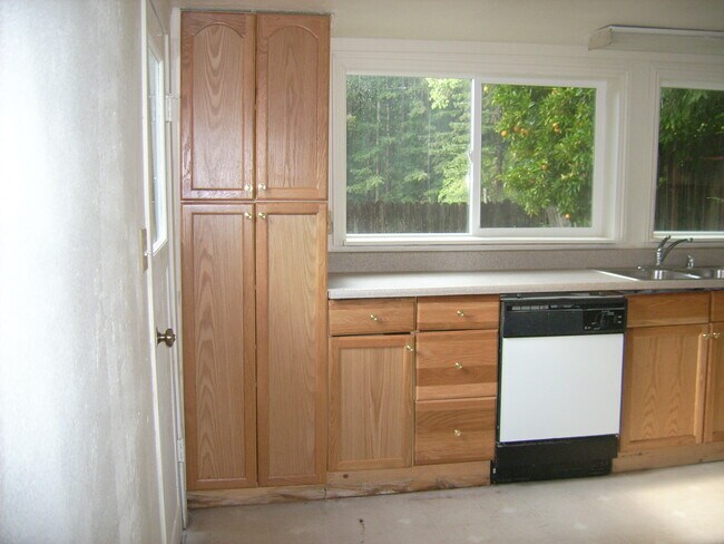 Foto del edificio - 10600 West Dr