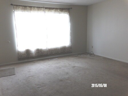 Building Photo - 3251 De Forest Rd