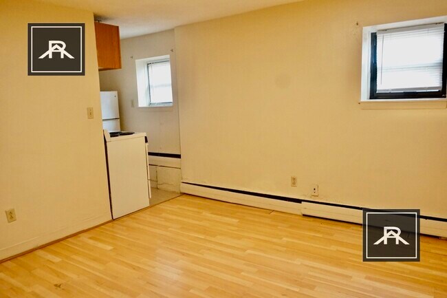 Building Photo - 1246 Commonwealth Ave