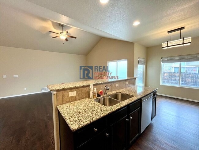 Building Photo - 8107 Chasewood Loop