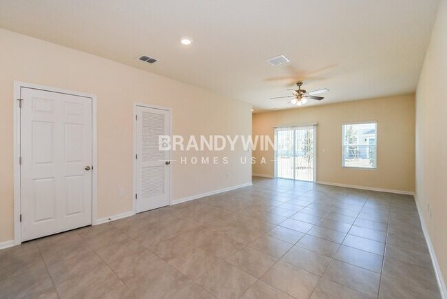 Building Photo - 464 Coastline Wy