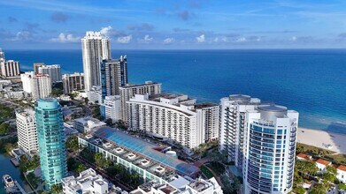 Building Photo - 6039 Collins Ave
