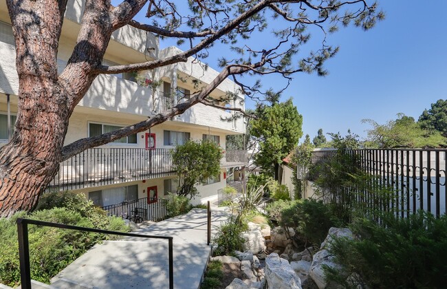 Foto del edificio - Knollbrook Falls Apartments