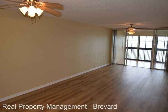 Building Photo - 300 S Sykes Creek Pkwy