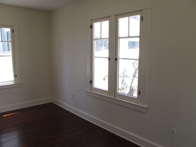 Living Room - 342 4th Ave