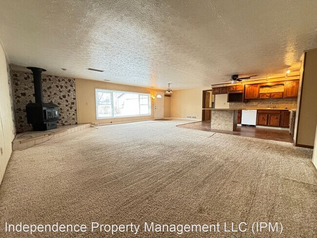 Foto del edificio - 3 br, 2 bath House - 7914 Ironwood Way