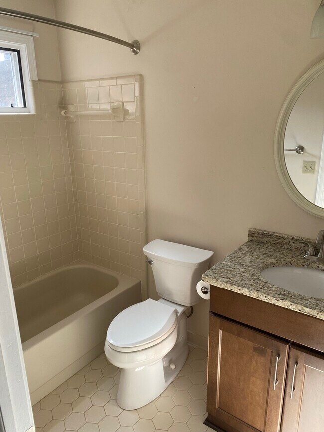 Foto del edificio - 205 Patio Pl